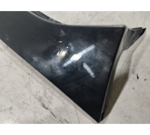 Накладка стойки крышки багажника правая