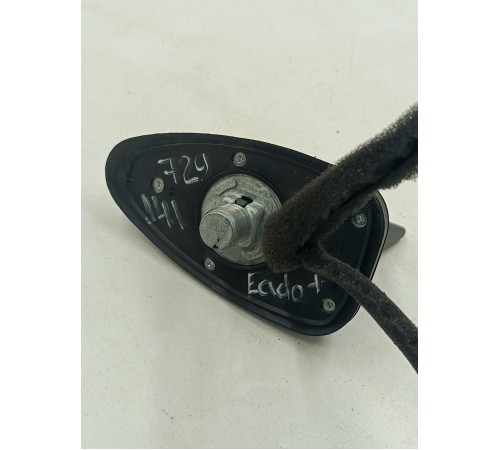 Антенна крыши плавник