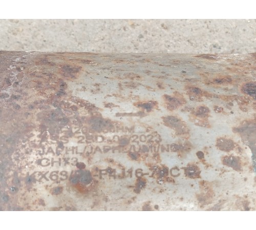 Катализатор с трубой глушителя