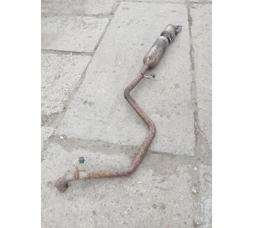 Катализатор с трубой глушителя