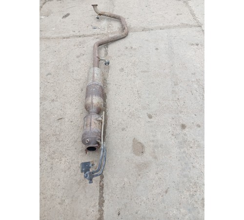 Катализатор с трубой глушителя