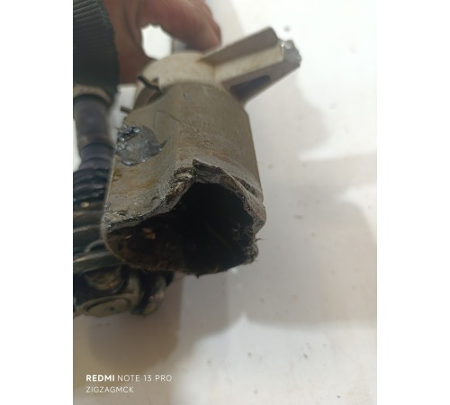 Полуось передняя правая