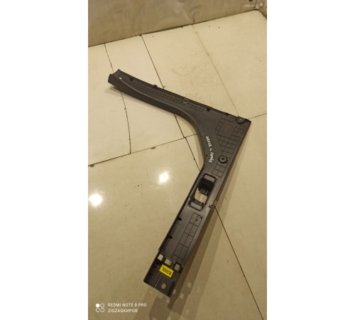 Обшивка багажника левая