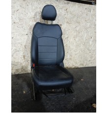 Сиденье переднее левое
