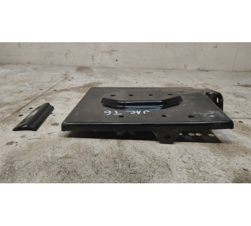 Крепление аккумулятора(площадка)