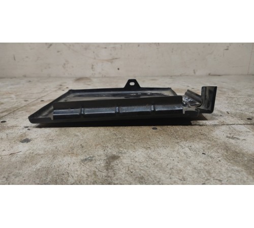 Крепление аккумулятора(площадка)