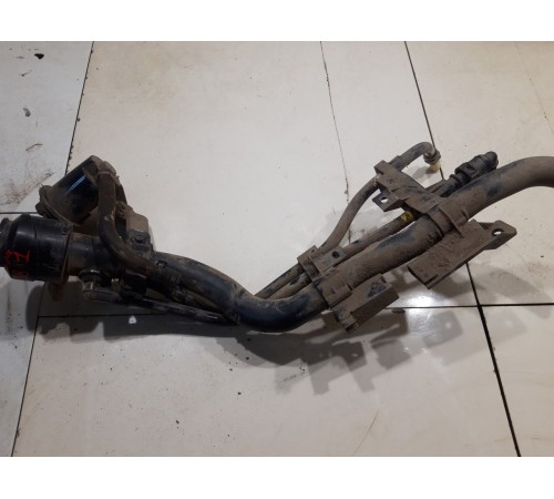 Горловина топливного бака