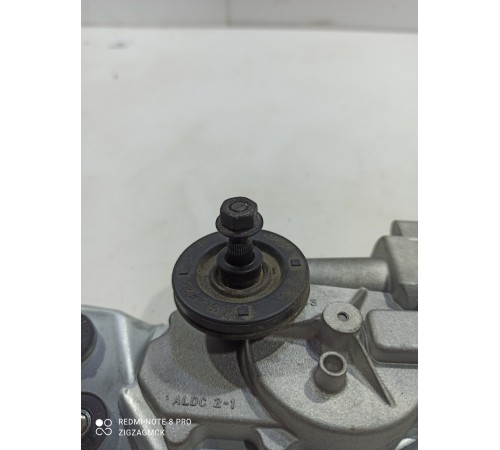 Моторчик заднего стеклоочистителя