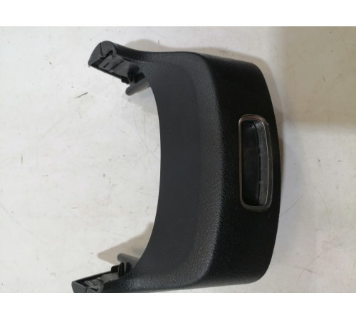 Кнопка открывания подлокотника