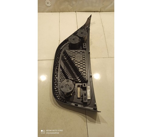 Накладка центральной консоли верхняя