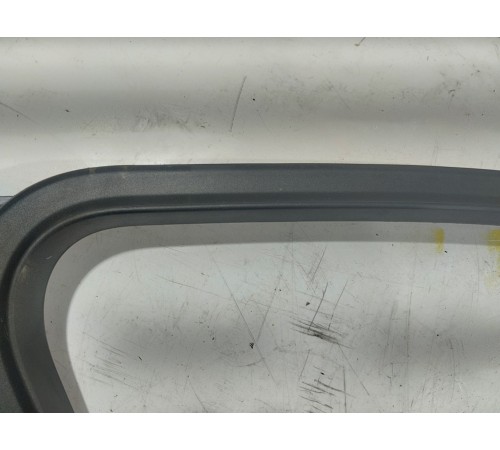 Накладка рамки двери (передняя левая)