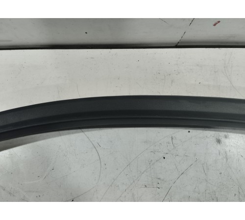 Накладка рамки двери (передняя левая)