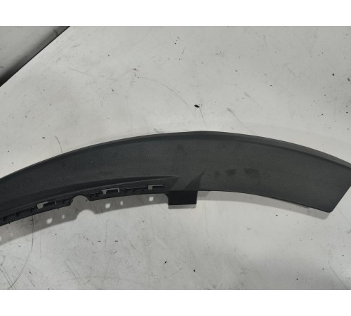 Накладка рамки двери (передняя левая)