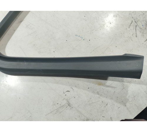 Накладка рамки двери (передняя левая)