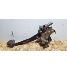 Педаль тормоза