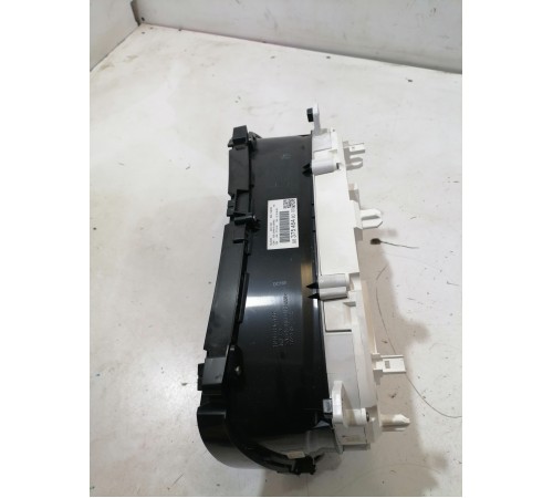 Панель приборов