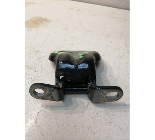 Петля двери передняя правая нижняя