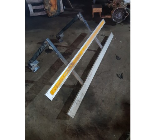 Решетка зашиты бака боковая правая