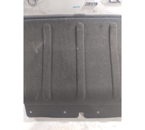 Обшивка сидений заднего ряда.