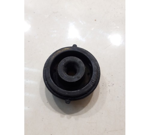 Подушка радиатора нижняя