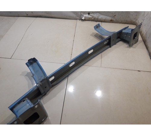 Усилитель зпднего бампера