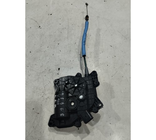 Моторчик доводчика крышки багажника