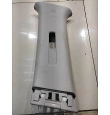 Обшивка центральной стойки (верхняя левая)