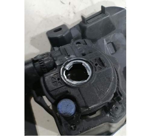 Противотуманка с накладкой левая