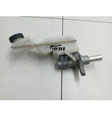 Главный тормозной цилиндр в сборе