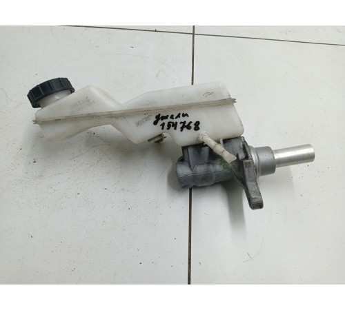 Главный тормозной цилиндр в сборе