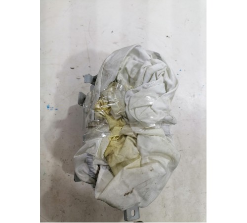 Подушка безопасности пассажира