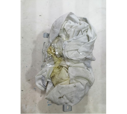 Подушка безопасности пассажира