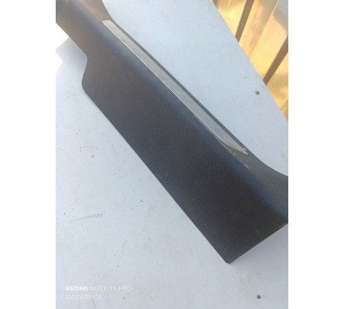 Накладка порога задняя левая внутренняя