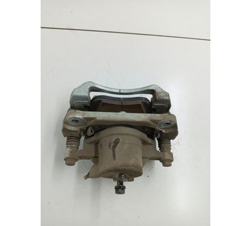 Суппорт передний правый