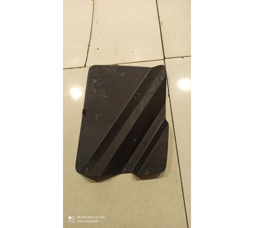 Коврик резиновый панели приборов салона