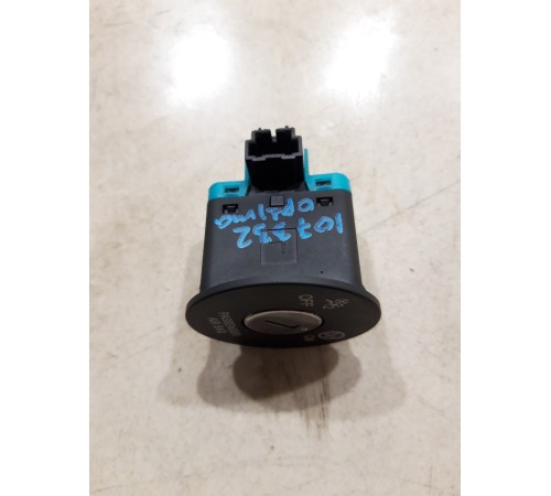 Замок отключения подушек безопасности торпедо