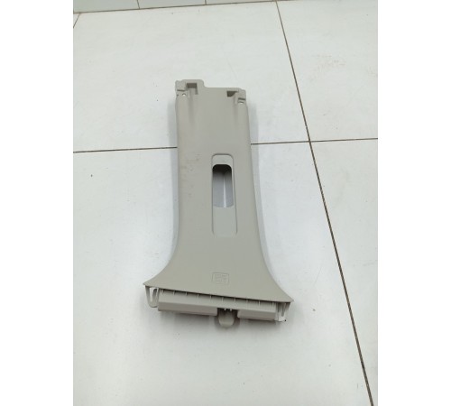 Обшивка центральной стойки (левая верхняя)