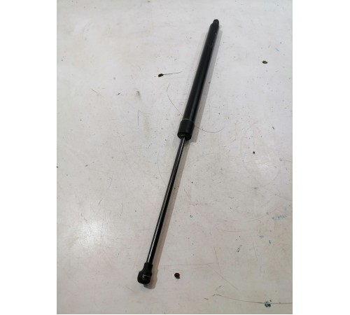 Амортизатор крышки багажника правый