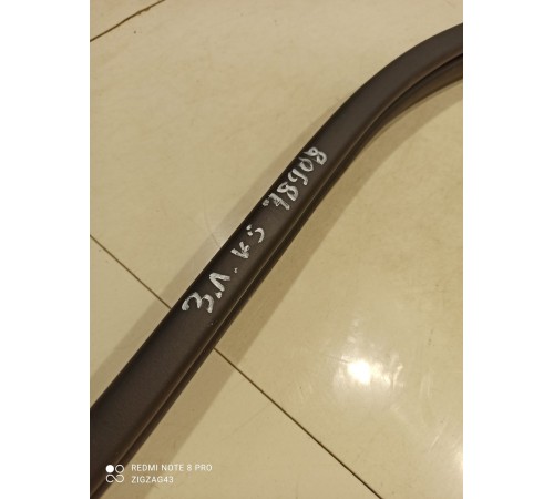 Уплотнитель двери (задний, левый)