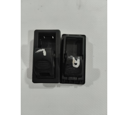 Комплект крючков салона (2 шт.)