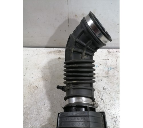 Патрубок воздушного фильтра