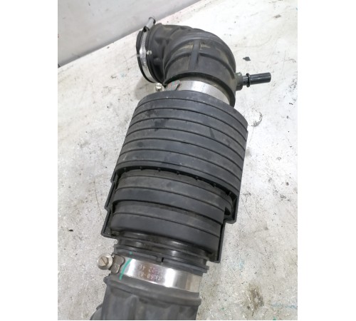 Патрубок воздушного фильтра