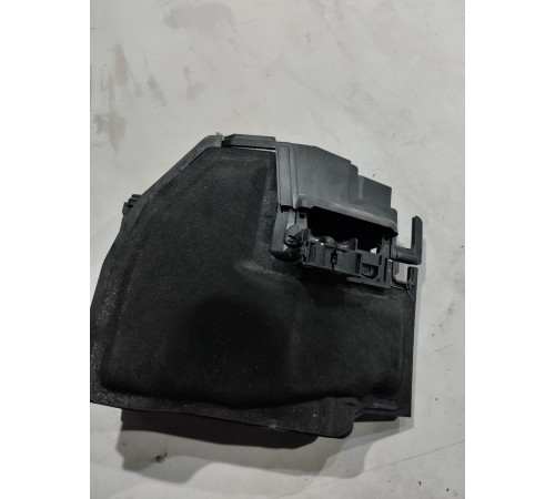 Кронштейн(крепление) блока управления двигателем