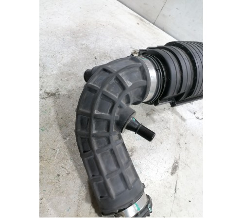 Патрубок воздушного фильтра