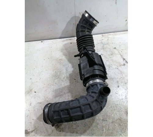 Патрубок воздушного фильтра