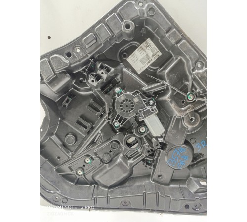 Стеклоподьемник задний правый с моторчиком