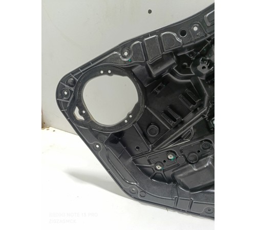 Стеклоподьемник задний правый с моторчиком