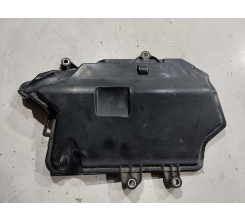 Накладка моторного отсека