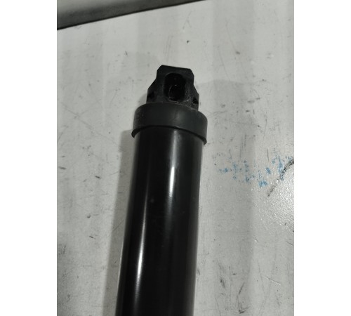 Амортизатор крышки багажника левый