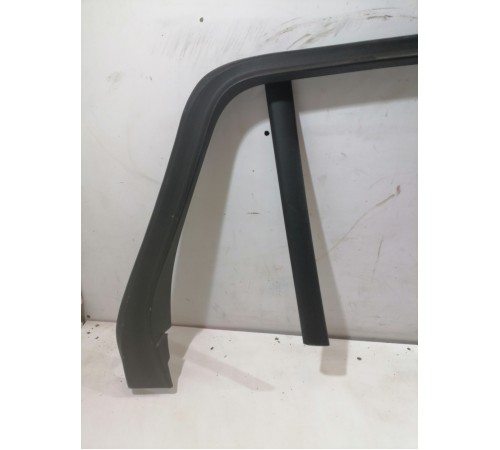 Накладка двери задняя левая